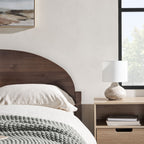 Lit Elias en bois massif avec tête de lit arquée