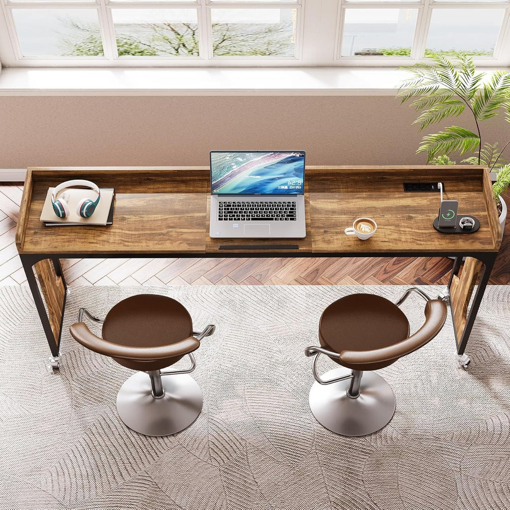 Walker Edison | Table de bureau à roulettes réglable en hauteur pour lit Queen Size 