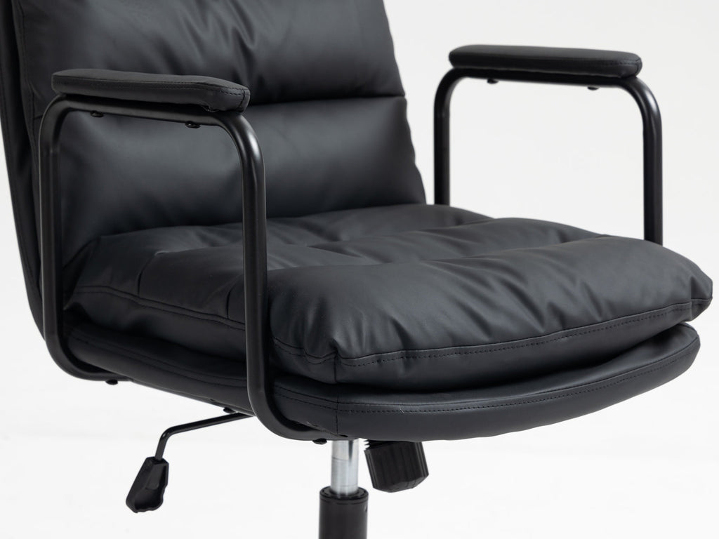 Walker Edison | Chaise de bureau pivotante à roulettes ergonomique en similicuir 