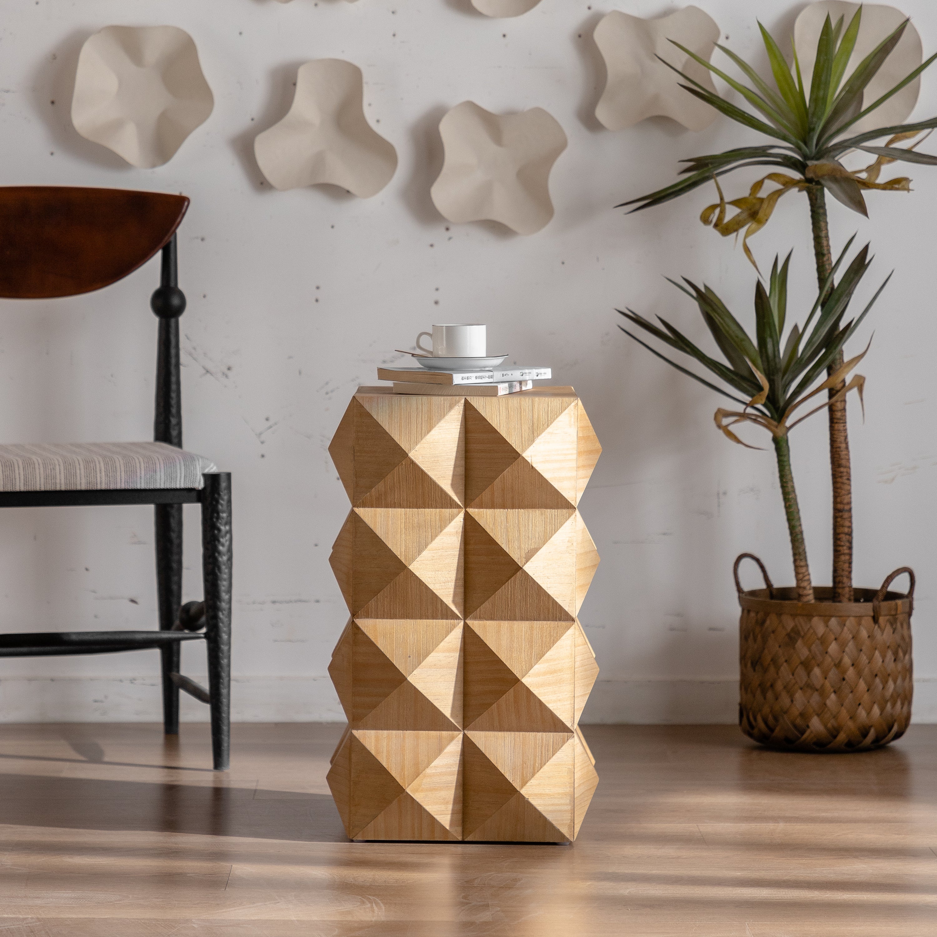 Table d'appoint Walker Edison | Motif en relief moderne