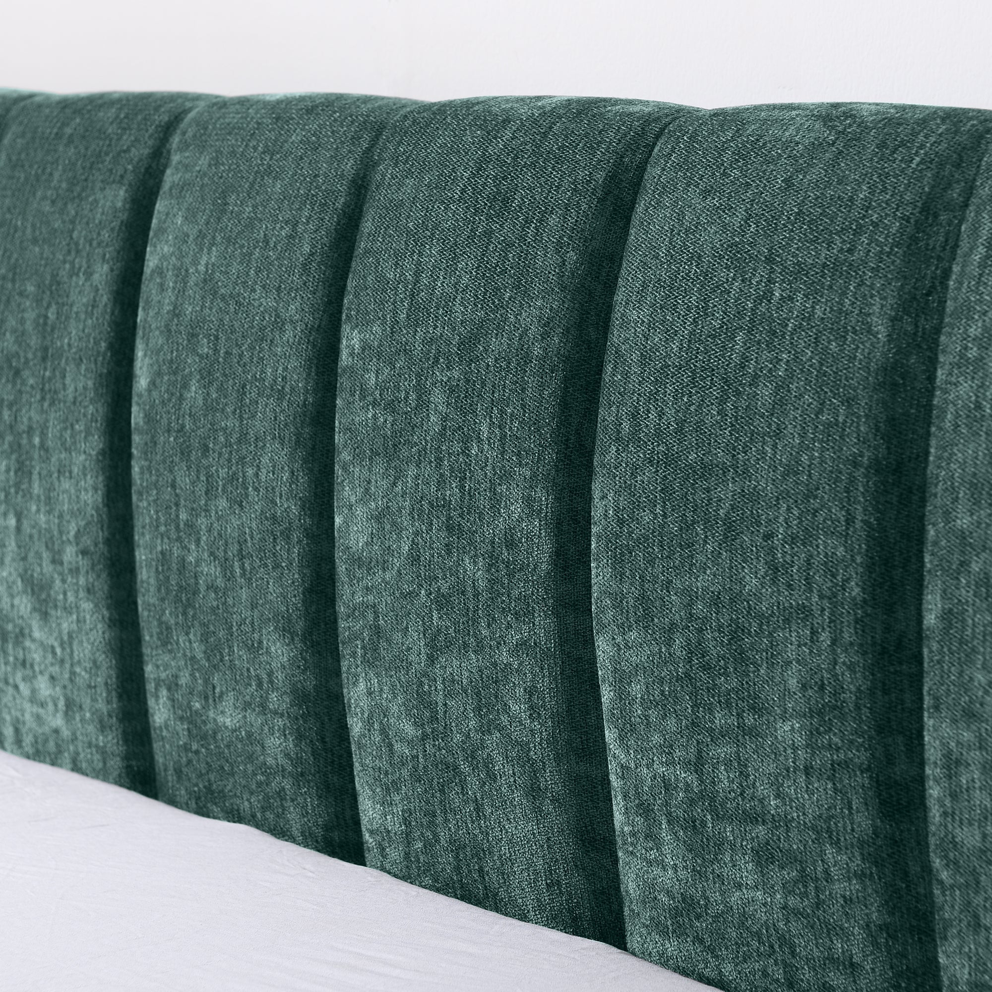 Cadre de lit rembourré en chenille, format queen, avec tiroirs 