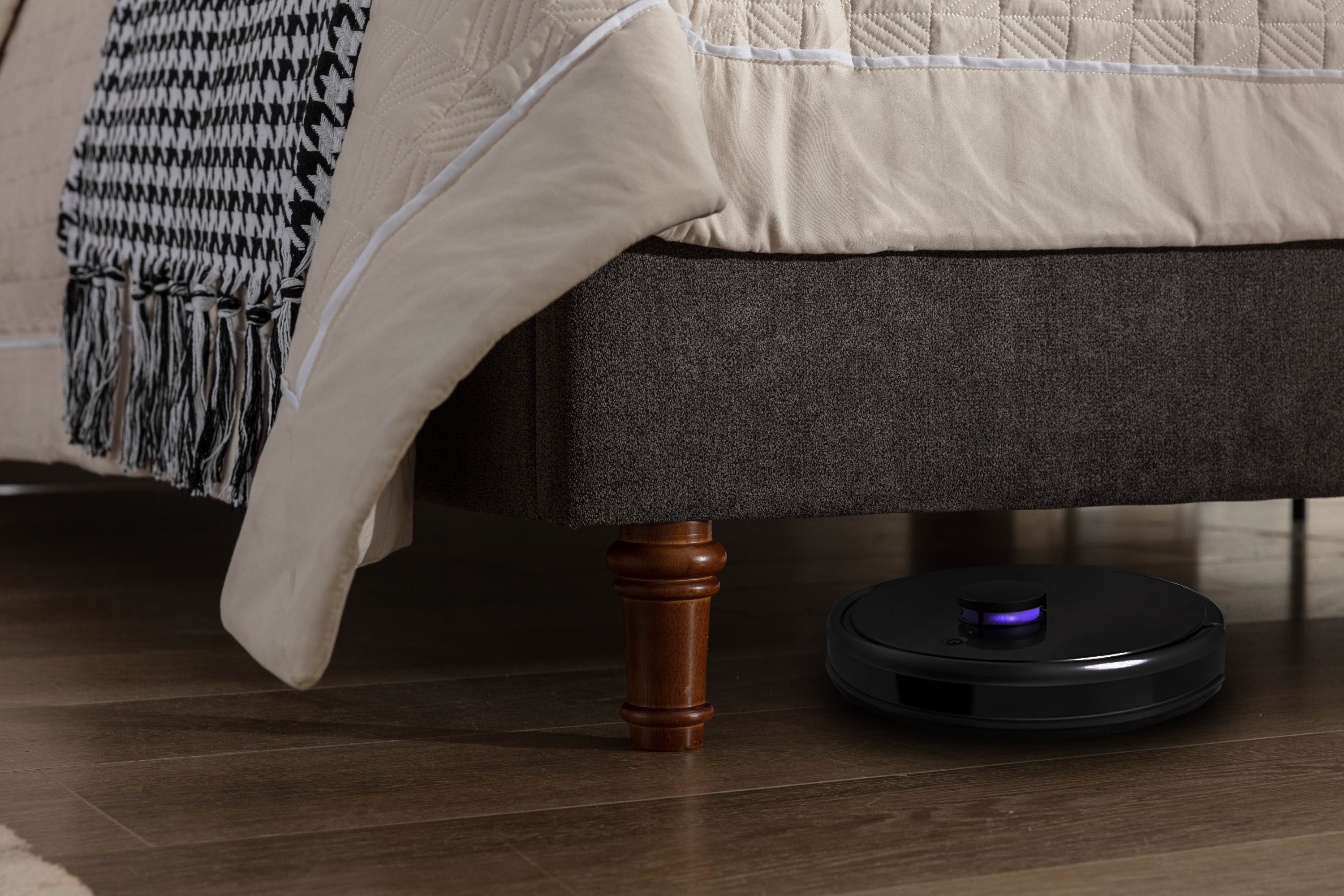 Walker Edison | Tête de lit haute en velours 54 pour lit Queen rembourré