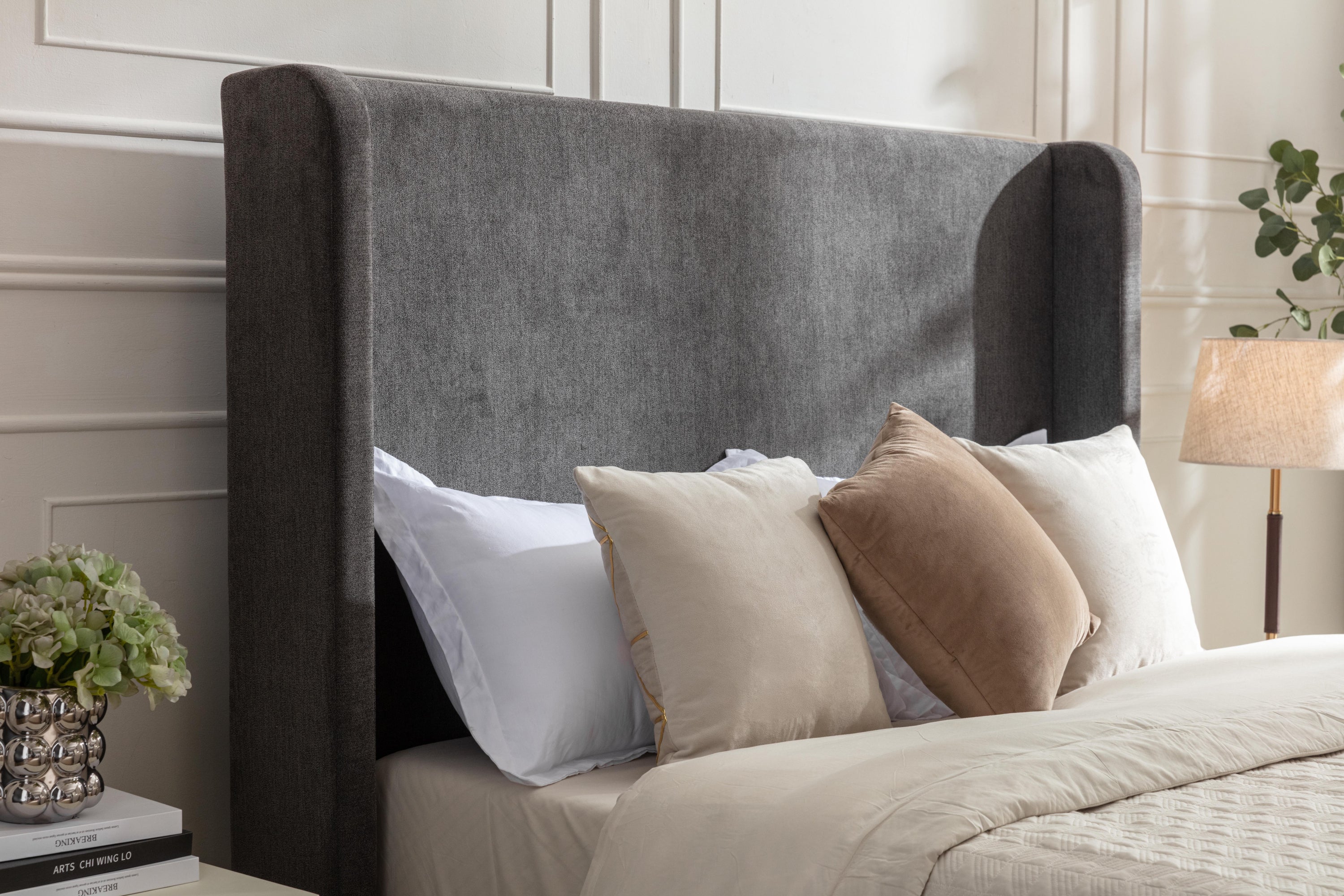 Walker Edison | Tête de lit haute en velours 54 pour lit Queen rembourré