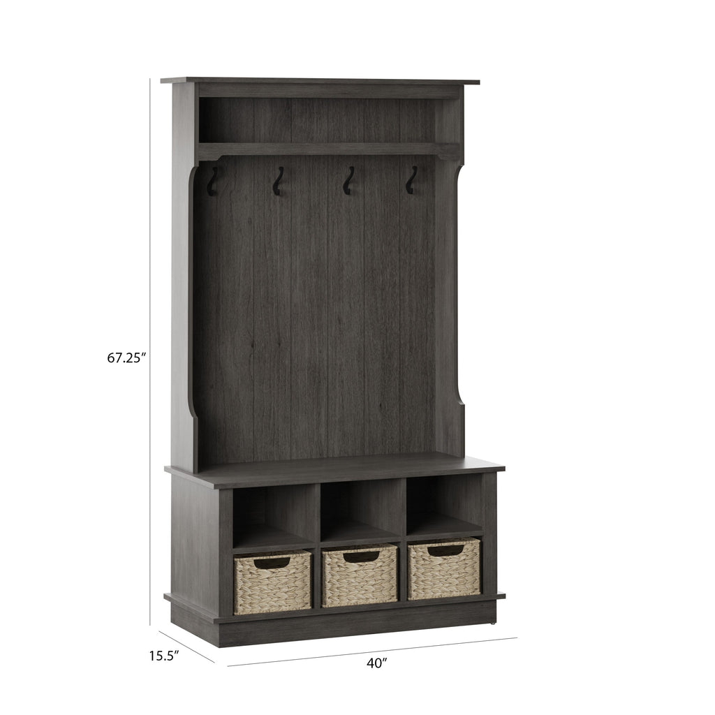 Porte-manteau d'entrée avec paniers et rangements ouverts