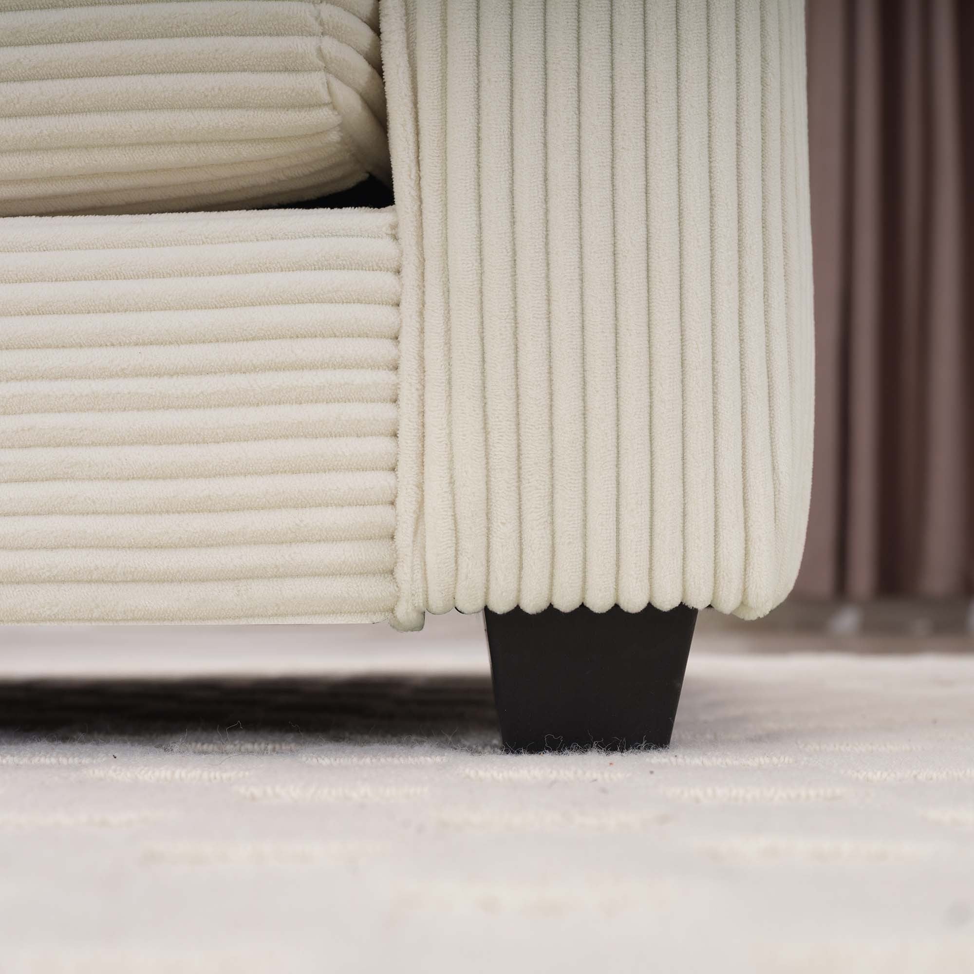 Walker Edison | Fauteuil d'appoint Cloud à assise profonde en velours côtelé avec repose-pieds