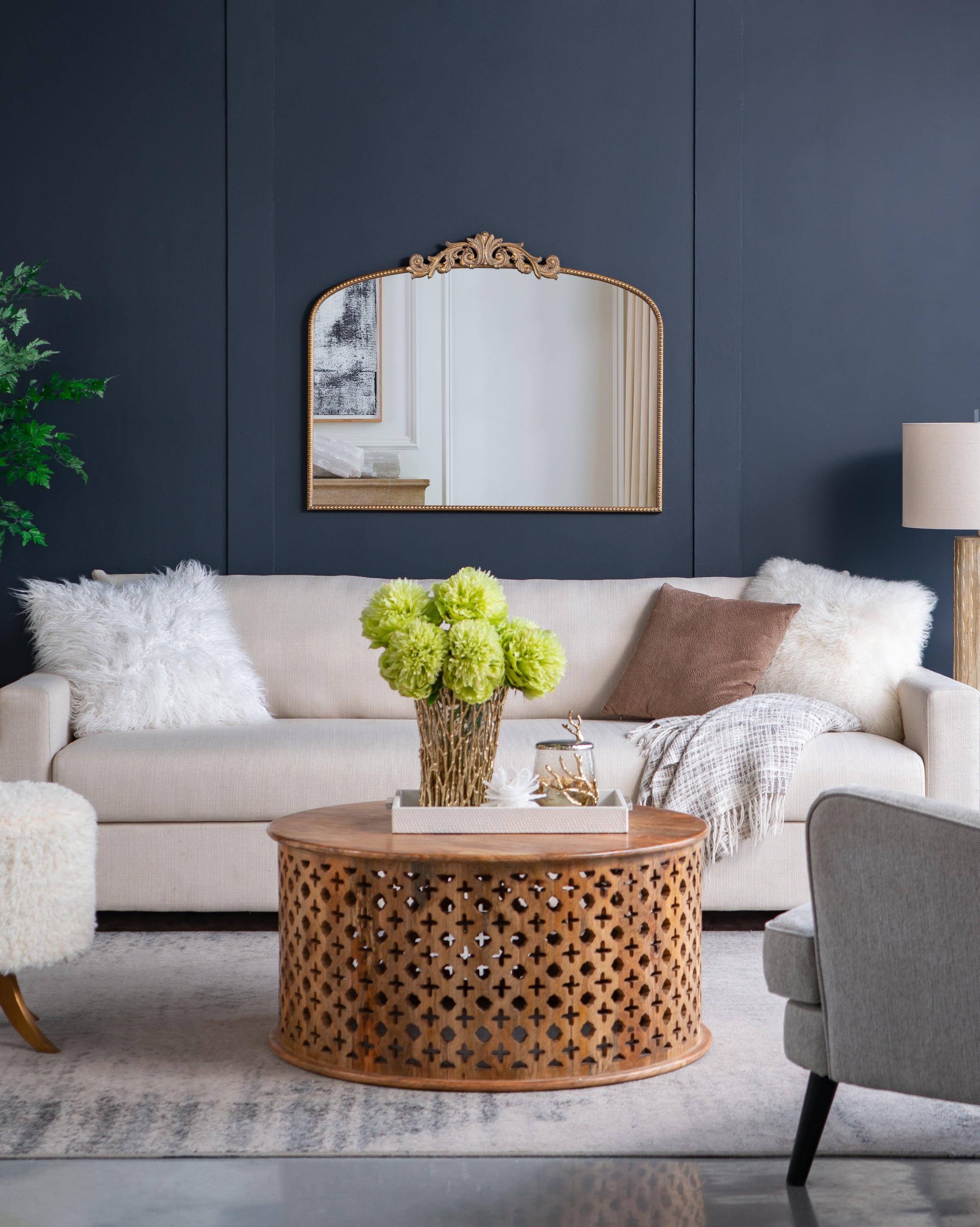 Walker Edison | Miroir arc doré Vintage Fleur Design