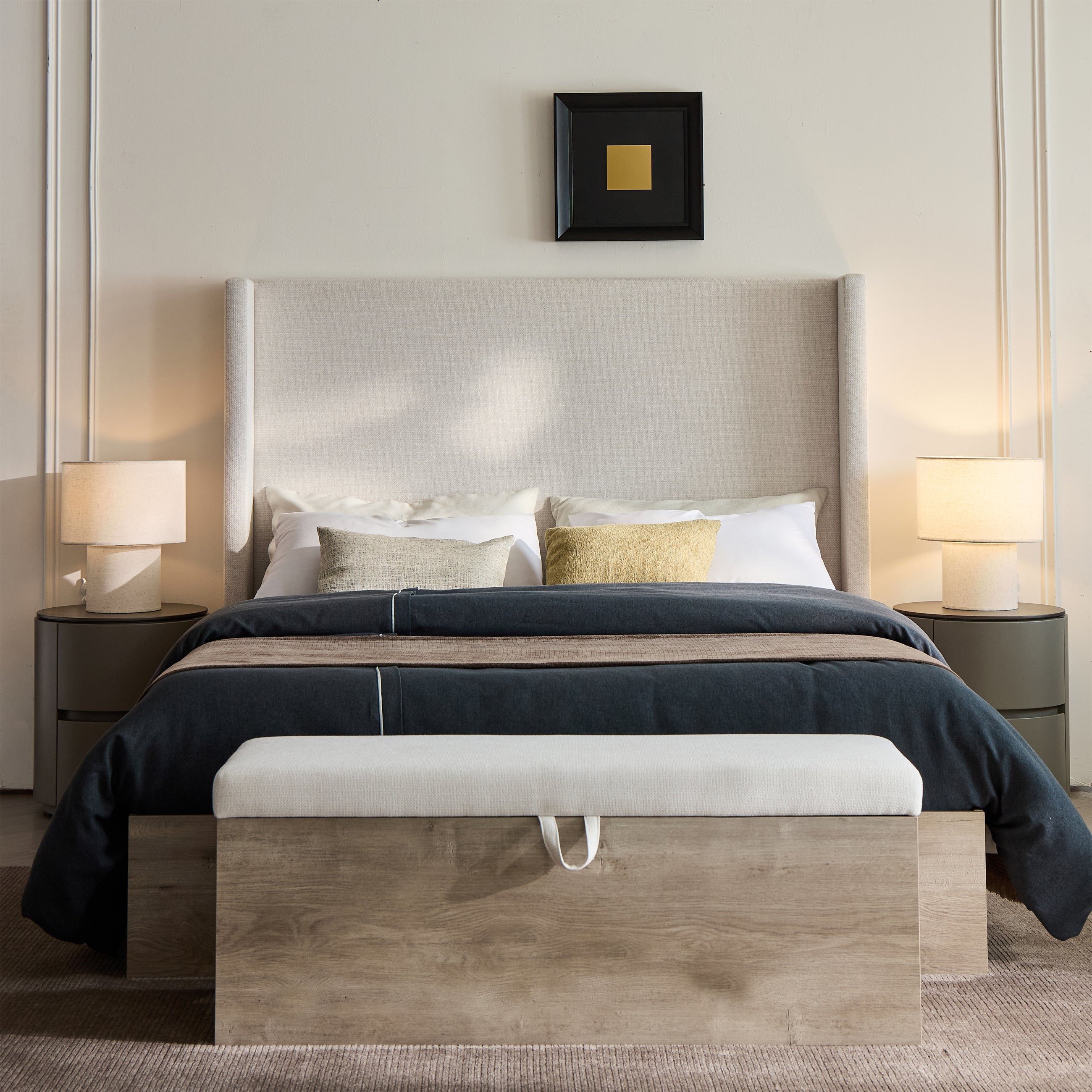 Walker Edison | Lit Shelton 54' Queen capitonné avec tête de lit à oreilles et sommier en bois