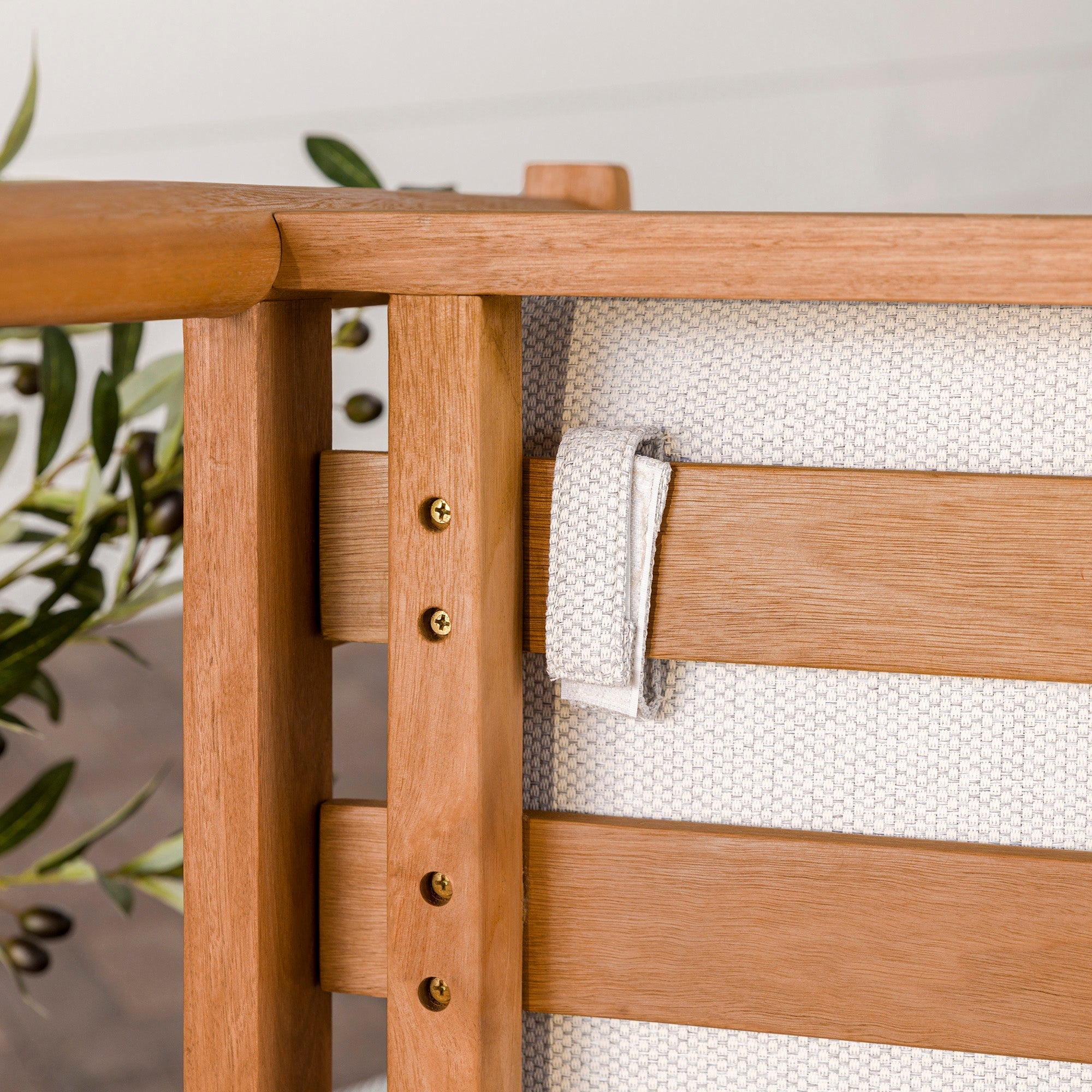 Fauteuil de jardin Circa Modern en bois massif à fuseaux