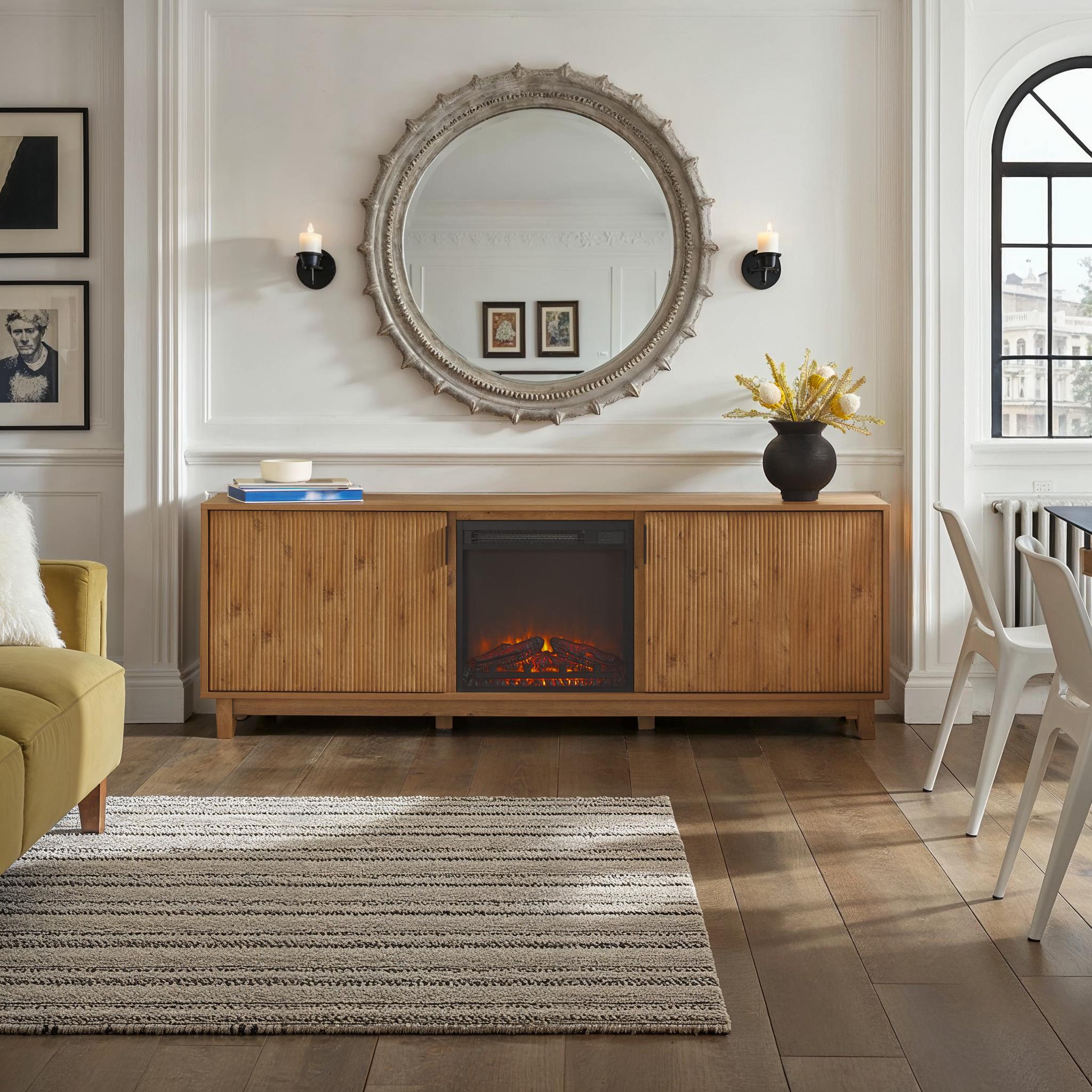 Meuble TV Reema scandinave moderne 70 à cannelures avec cheminée électrique autoportante