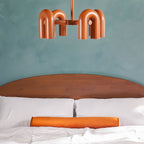 Lit Elias en bois massif avec tête de lit arquée