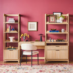 Bibliothèque Holmes moderne scandinave cannelée à large étagère