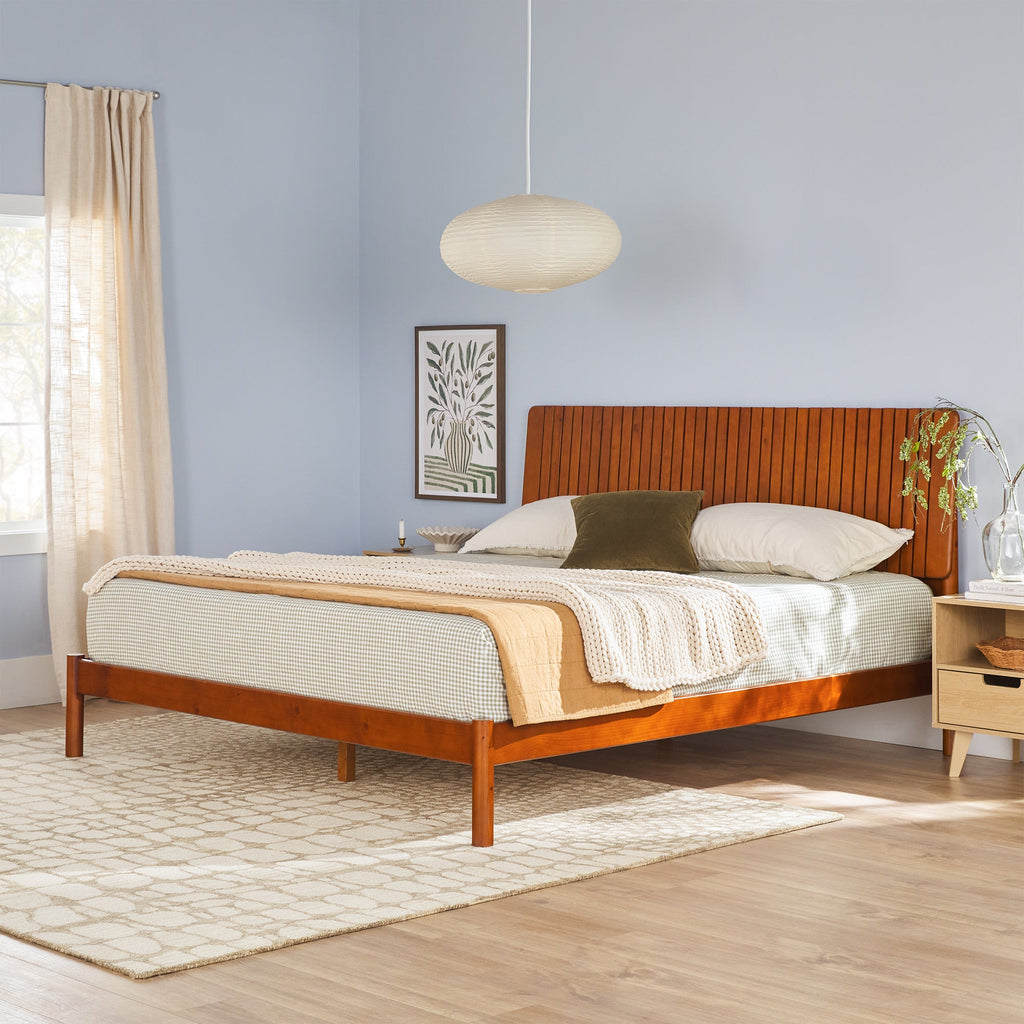 Tête de lit à lattes Cama, style moderne du milieu du siècle, en bois massif