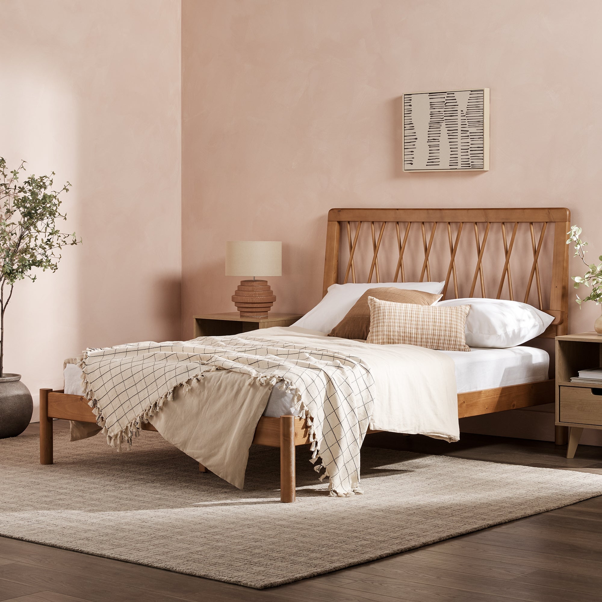 Lit Cama X Spindle en bois massif de style moderne du milieu du siècle