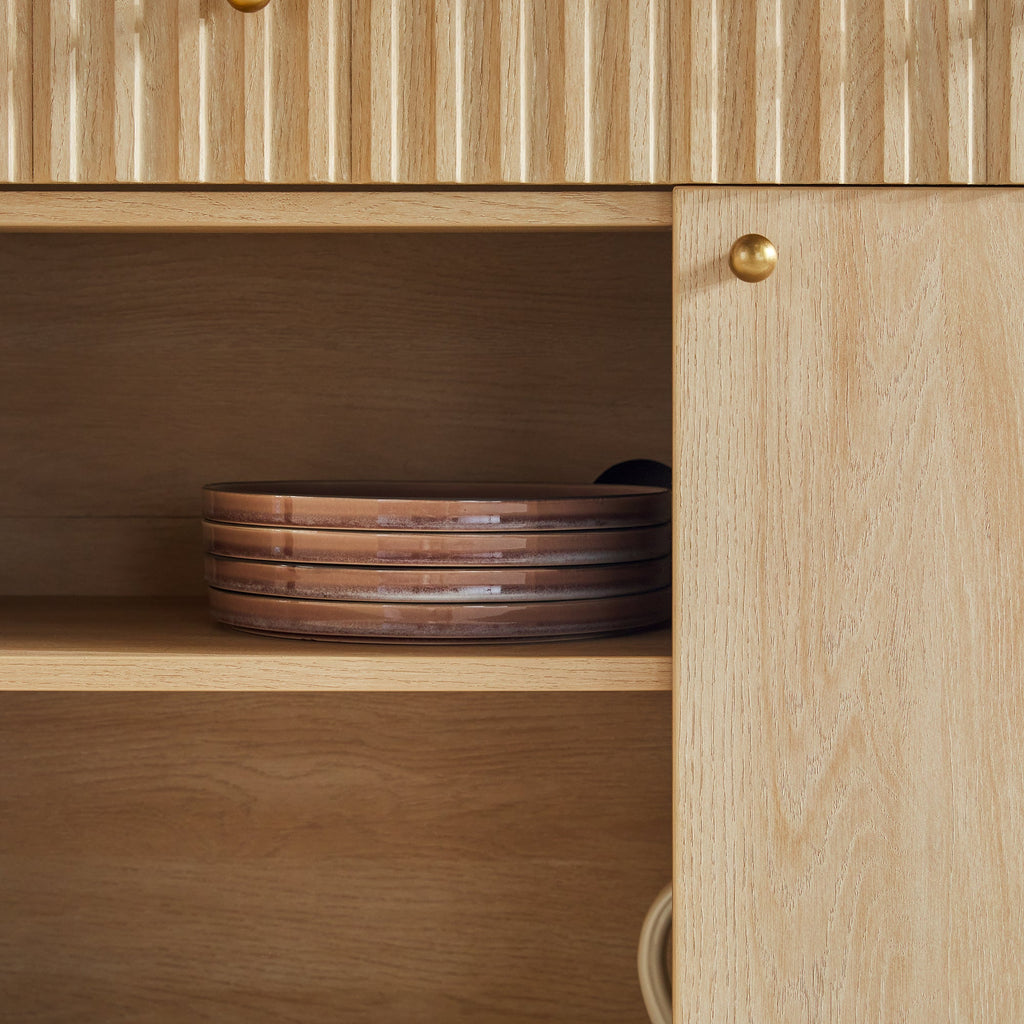 Buffet/meuble TV moderne Samantha en bois cannelé, montage facile, 58 pouces.