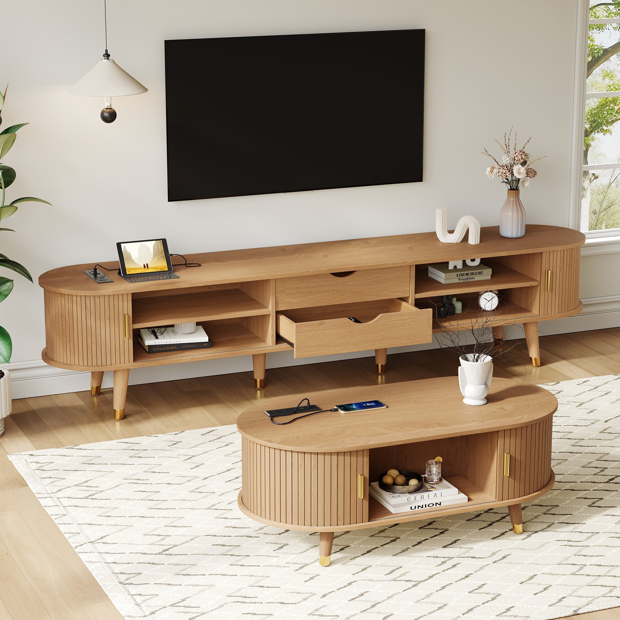 Ensemble de meuble TV et table basse ovales en teck cannelé, design incurvé, 3 pièces, pour téléviseurs jusqu'à 80 pouces. 