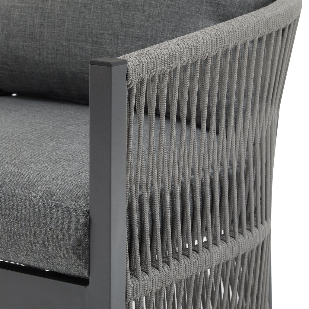 Walker Edison | Ensemble de 2 chaises d'extérieur incurvées élégantes en corde tressée grise