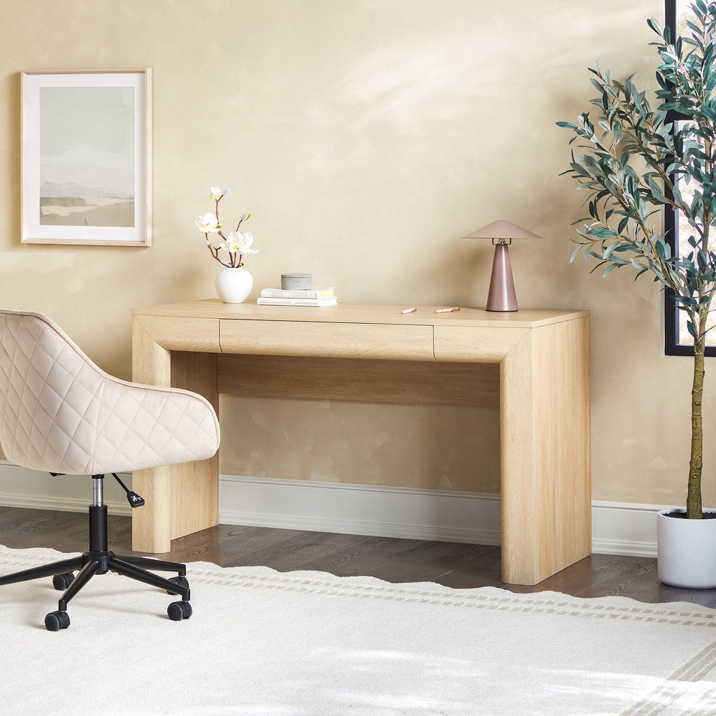 Bureau Amira Modern Curve