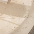 Table basse ronde en imitation pierre style milieu du siècle 