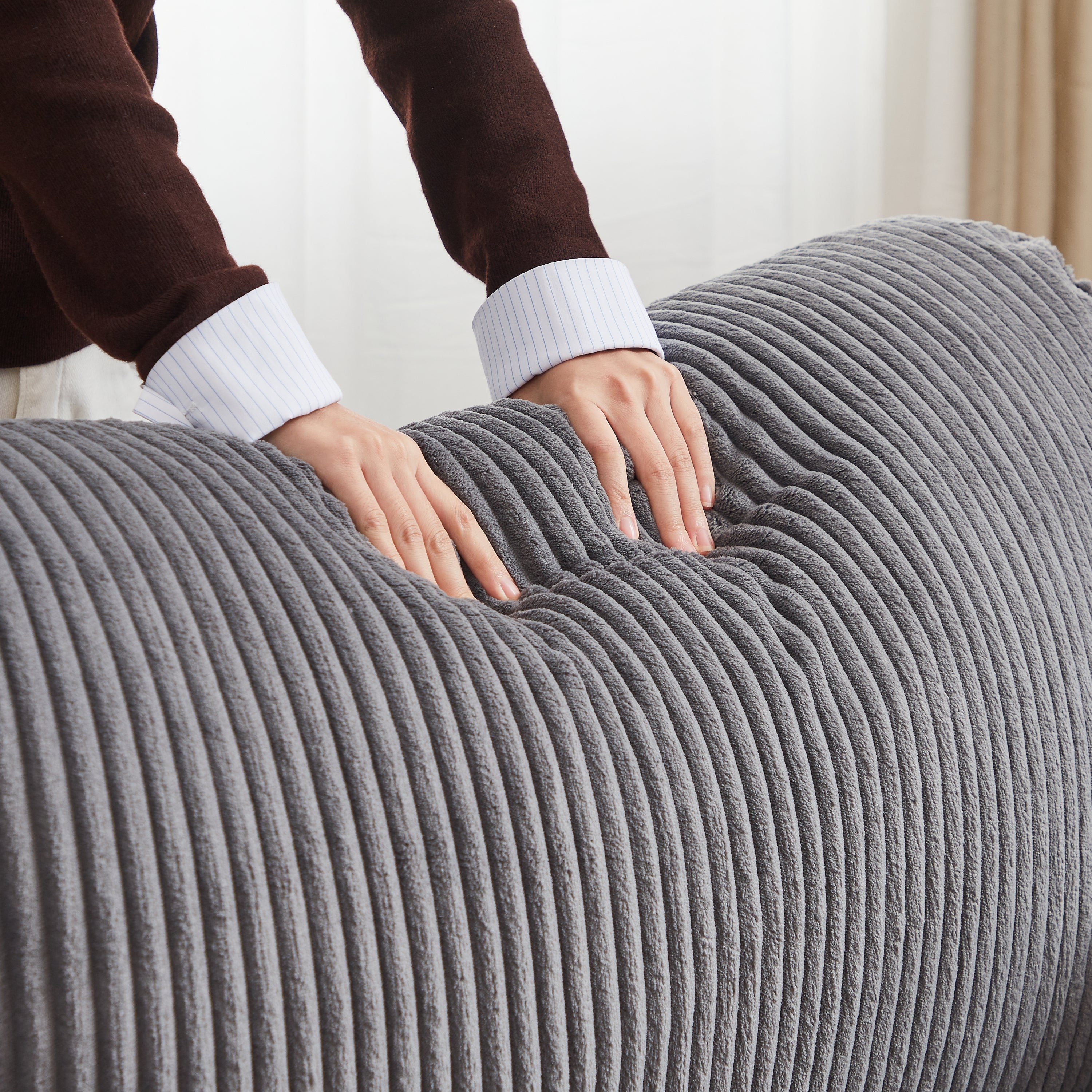 Walker Edison | Canapé-lit futon en velours côtelé gris