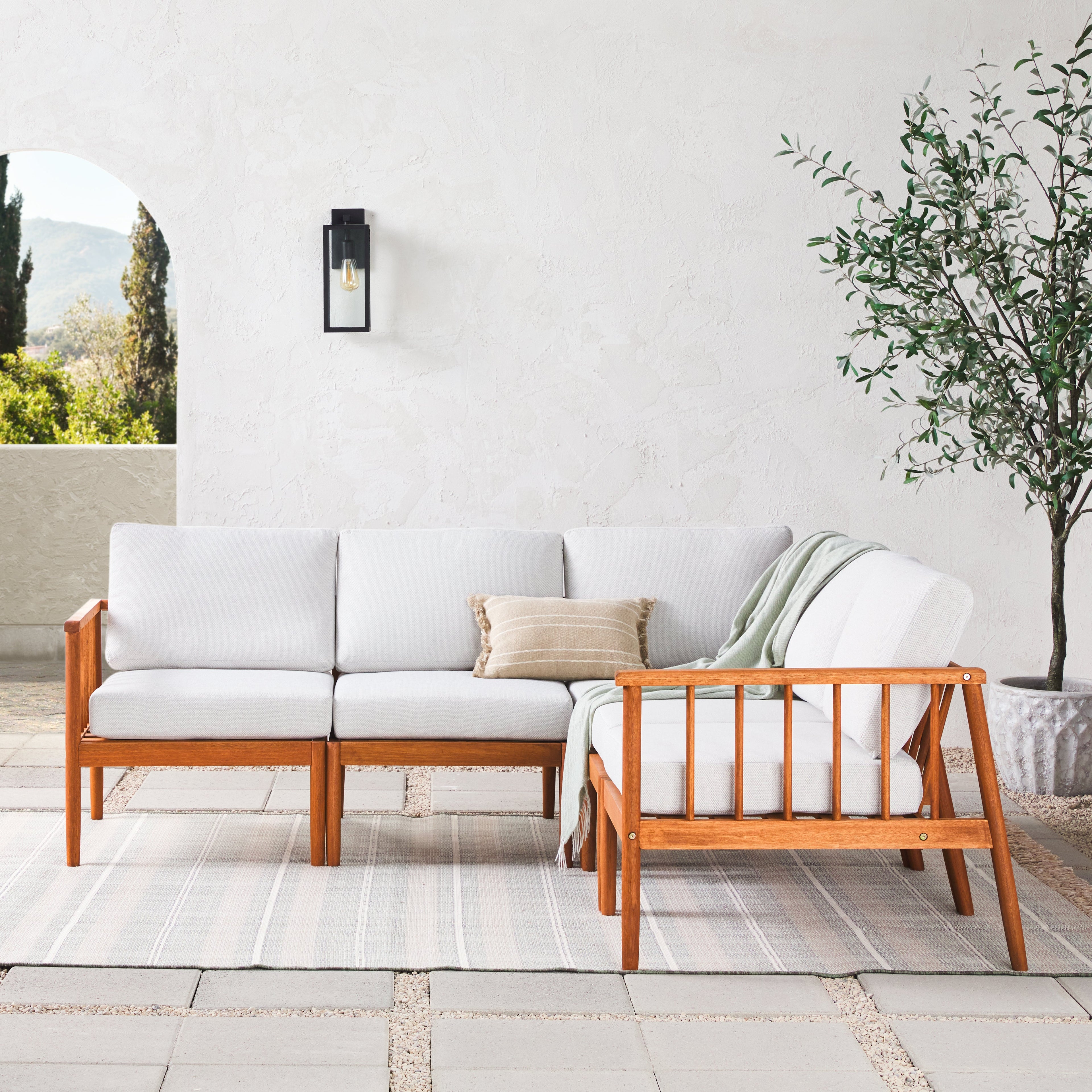 Ensemble de canapé d'angle d'extérieur moderne en bois massif, 5 pièces, avec fuseaux.